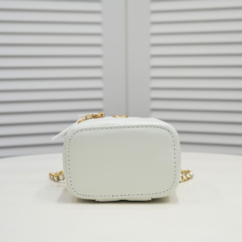 Ch**el cosmetic bags